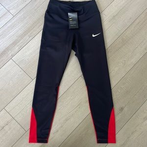 Nike women’s  Dri Fit leggings size small